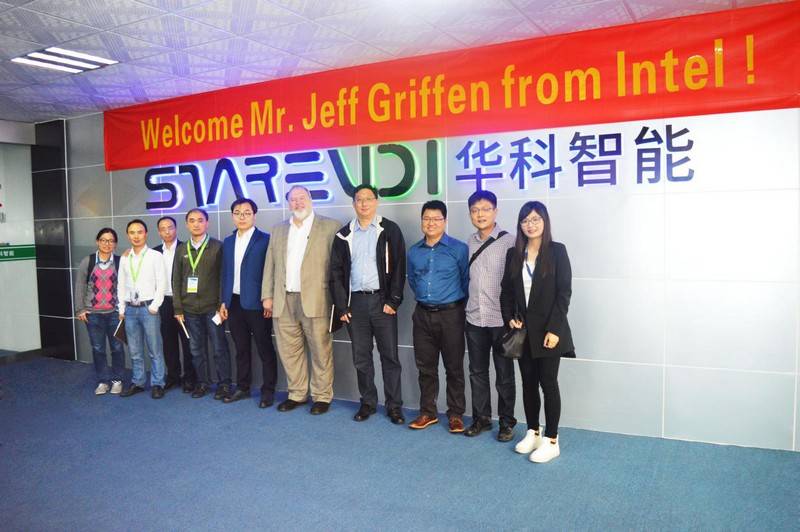 Intel来访新闻图 (4).jpg Intel来访新闻图 (4).jpg